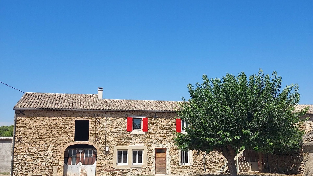 Suze-la-Rousse Bed & Breakfast | Chambre D.hote à la Ferme