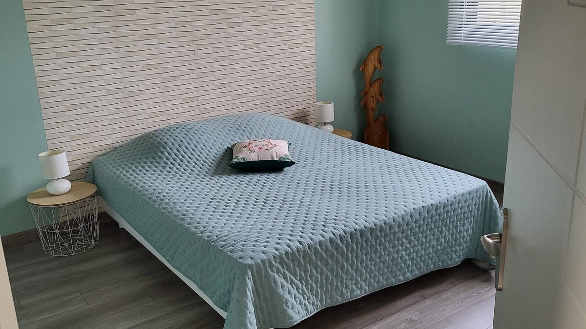 Monce-en-Belin House | Chambre Dans Maison Contemporaine