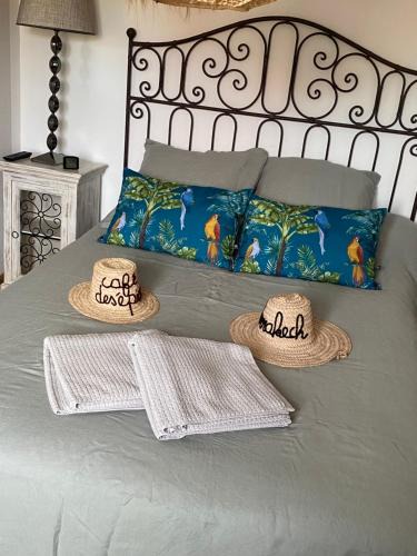 Mont-Saint-Eloi Bed & Breakfast | Chambre des Tours
