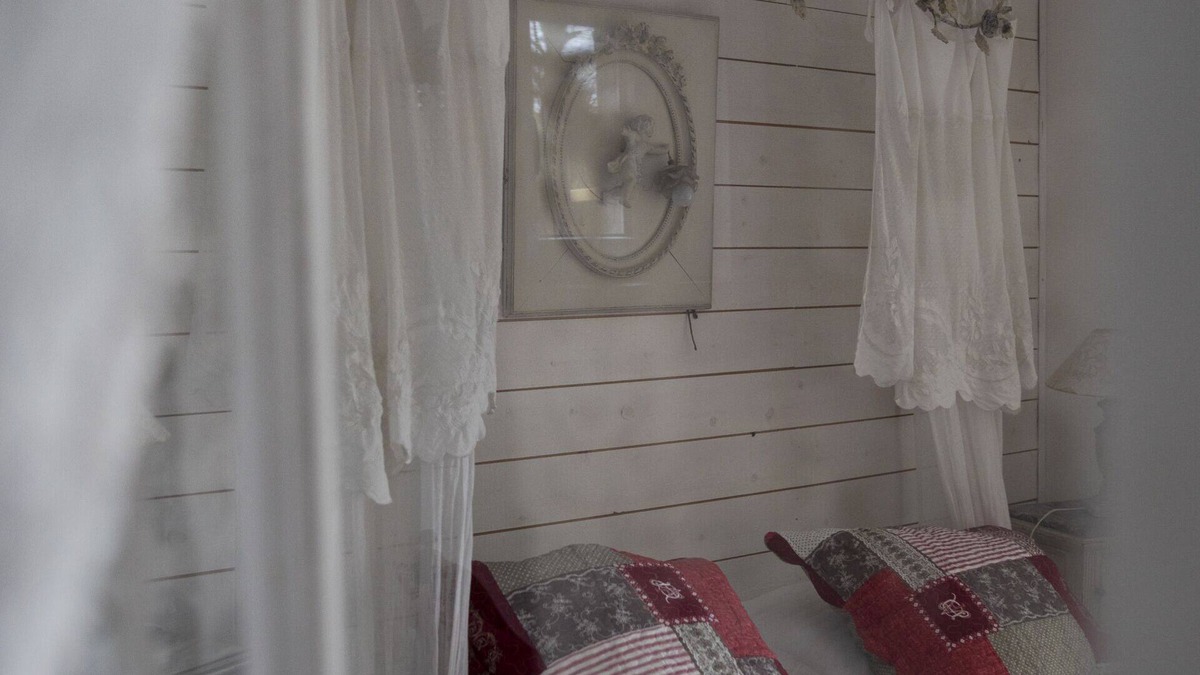 Cahon Apartment | Chambre en baie - Le Jardin-chambres d'hôtes
