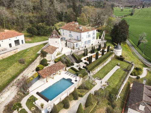 Saint-Pierre-de-Cole Bed & Breakfast | Chambre Luna - Lavy