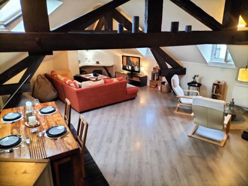 Tarbes House | Chambre(s) dans loft partagé, cosy et spacieux!