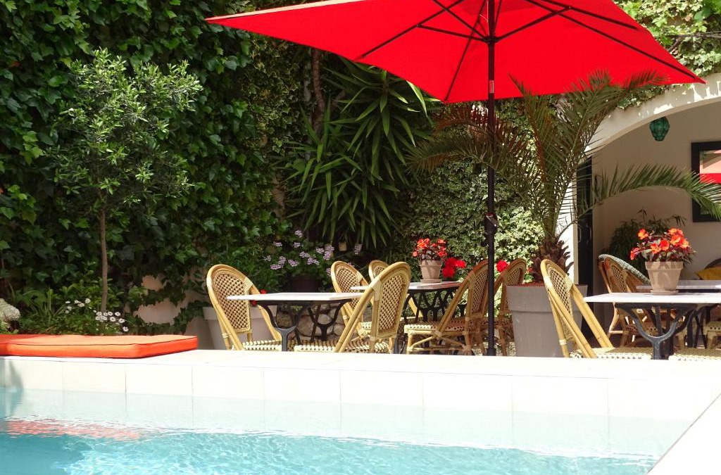 Montagnac Bed & Breakfast | Chambres d'hôtes Belle Vigneronne