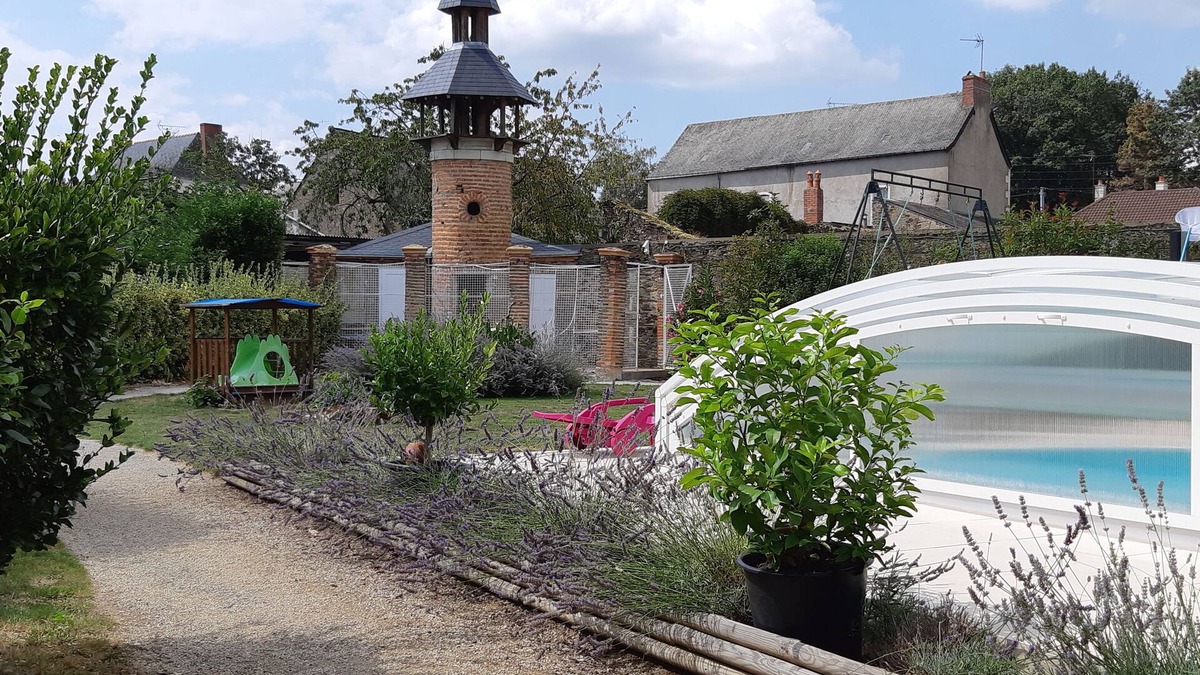 Chateau-Gontier Bed & Breakfast | Chambres d'Hôtes Les Clefs du Bonheur