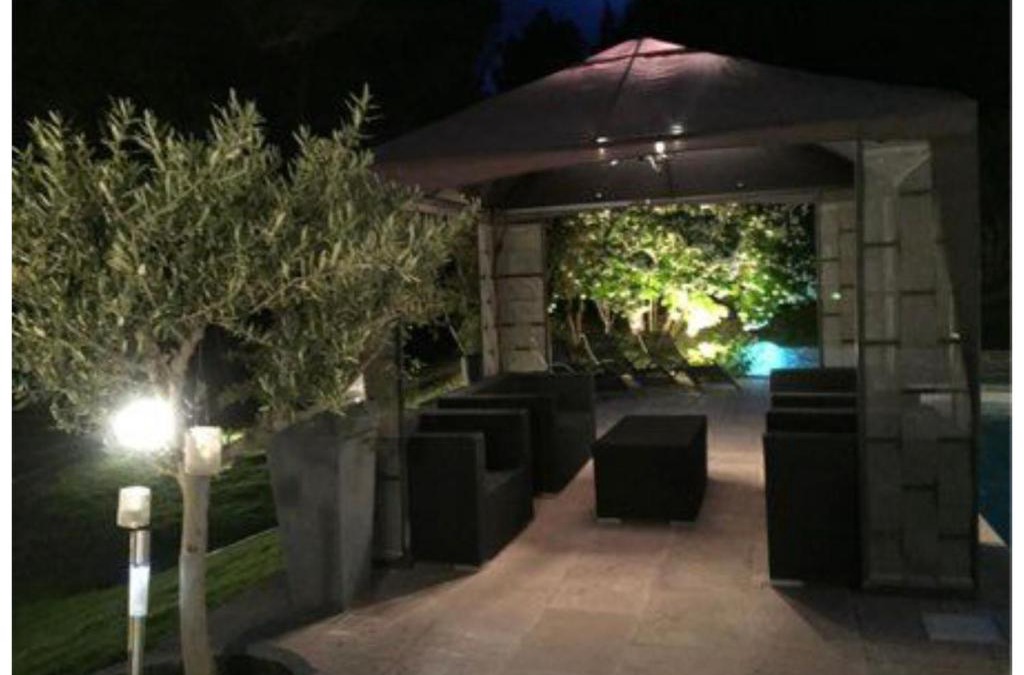Rognes Bed & Breakfast | Chambres d'hôtes La Manola