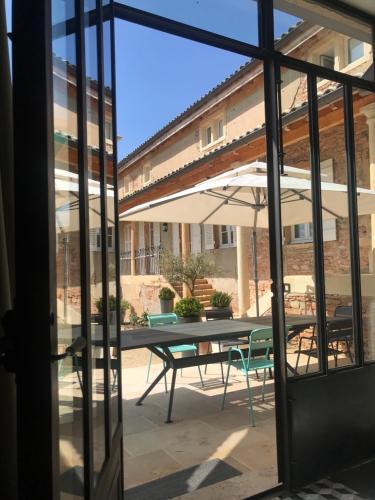 Leynes Bed & Breakfast | Chambres d'hôtes Vers la Croix