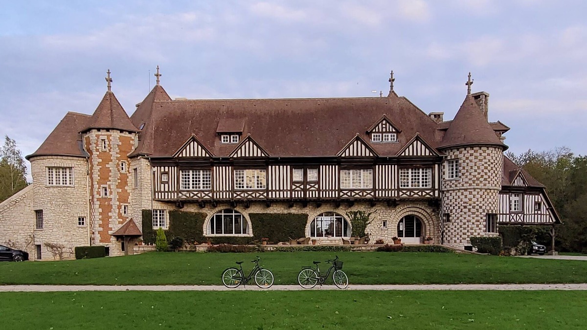 Les Chapelles-Bourbon Bed & Breakfast | Chambres d'Hôtes Le Manoir de Beaumarchais