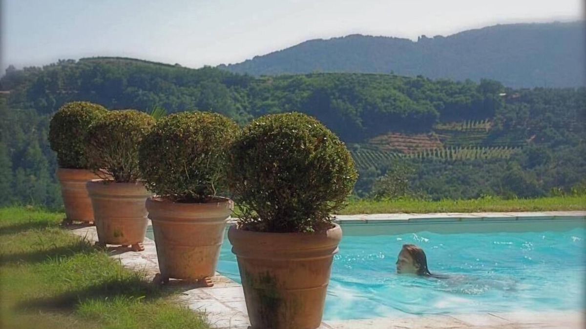 Nozanno House | chaming little house with pool facing the most beautiful tuscan scenary