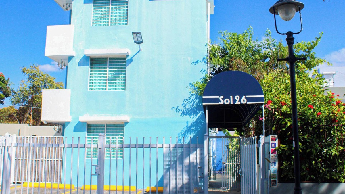Ponce Centro Apartment | Chandelier 101