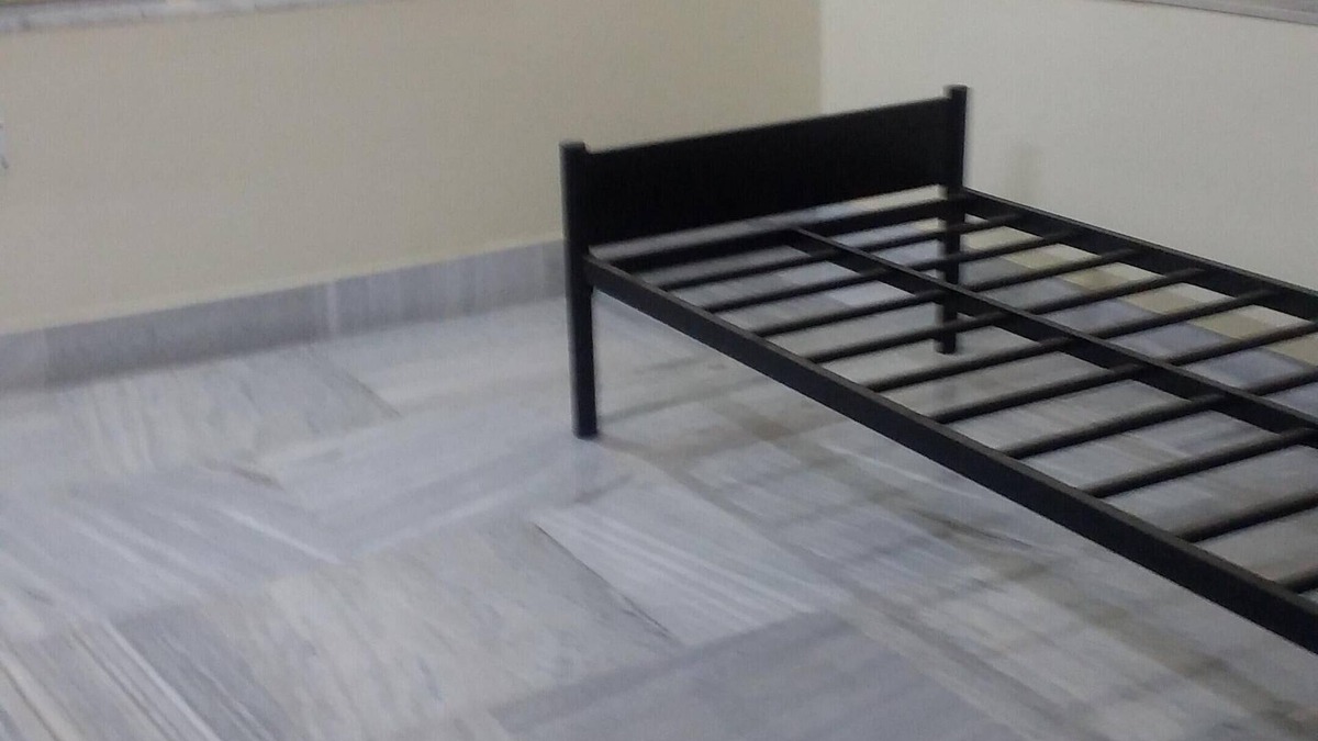 Chandannagar Bed & Breakfast | CHANDERNAGORE GUEST HOUSE (SE)