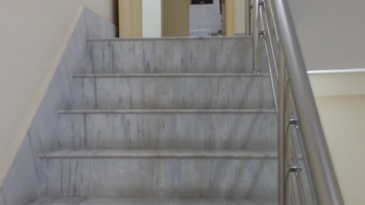 Chandannagar Bed & Breakfast | CHANDERNAGORE GUEST HOUSE (SW)
