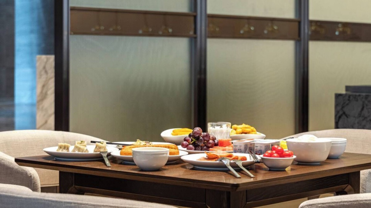 Dingcheng District Hotel | Changde Licheng Huating Hotel