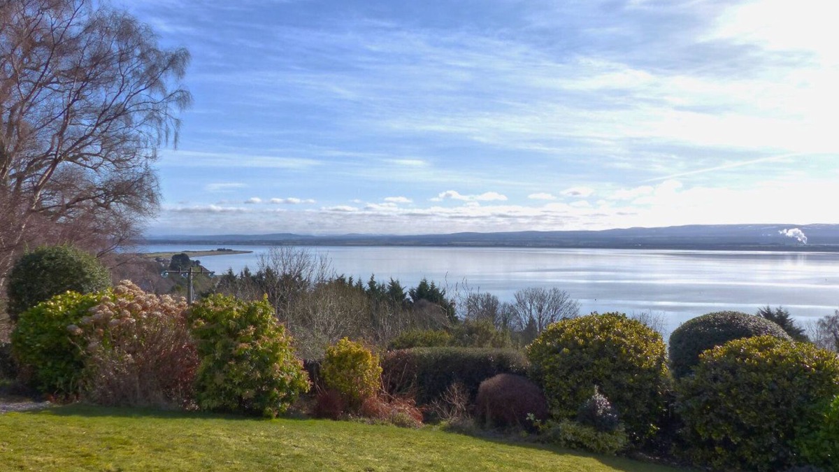 Fortrose House | Chanonry View, Self-catering cottage with stunning sea view, Fortrose Black Isle