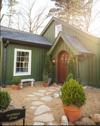 Benton House | Chanterelle Cottage, Ocoee