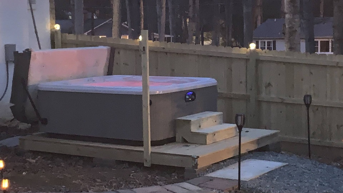 Chapel Hill House | Chapel Hill/Durham Retreat w/Hot tub, full body massage chair, fenced dog area.