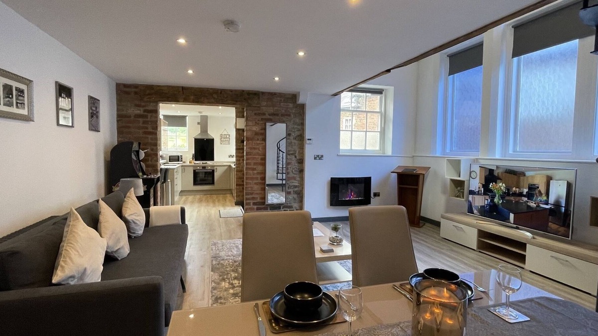 Wirksworth Cottage | Chapel row 1 luxury cottage in the peaks