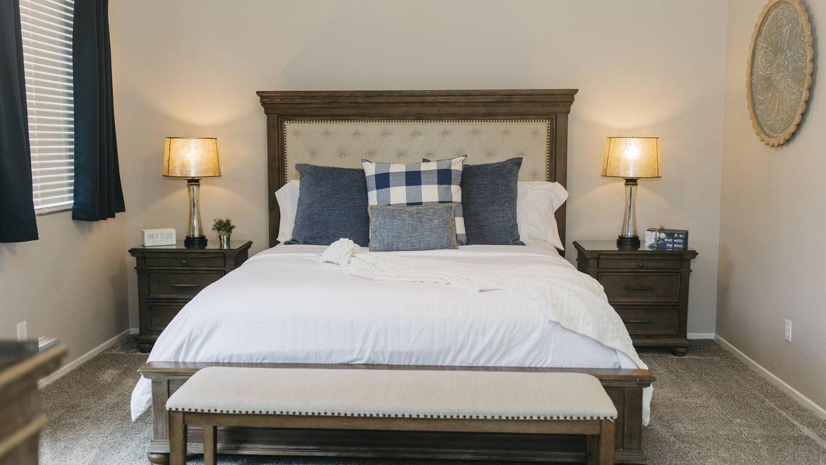 Yucaipa House | CHAPMAN HEIGHTS GEM