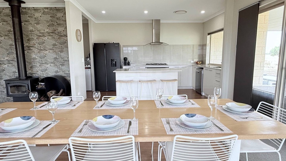 Bovell House | Chapman Hill Estate, in picturesque Bovell near Busselton Golf Course.