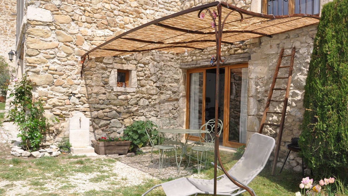 Roche-Saint-Secret House | Character cottage in the castle of Alençon - Between Grignan, Dieulefit and Nyons