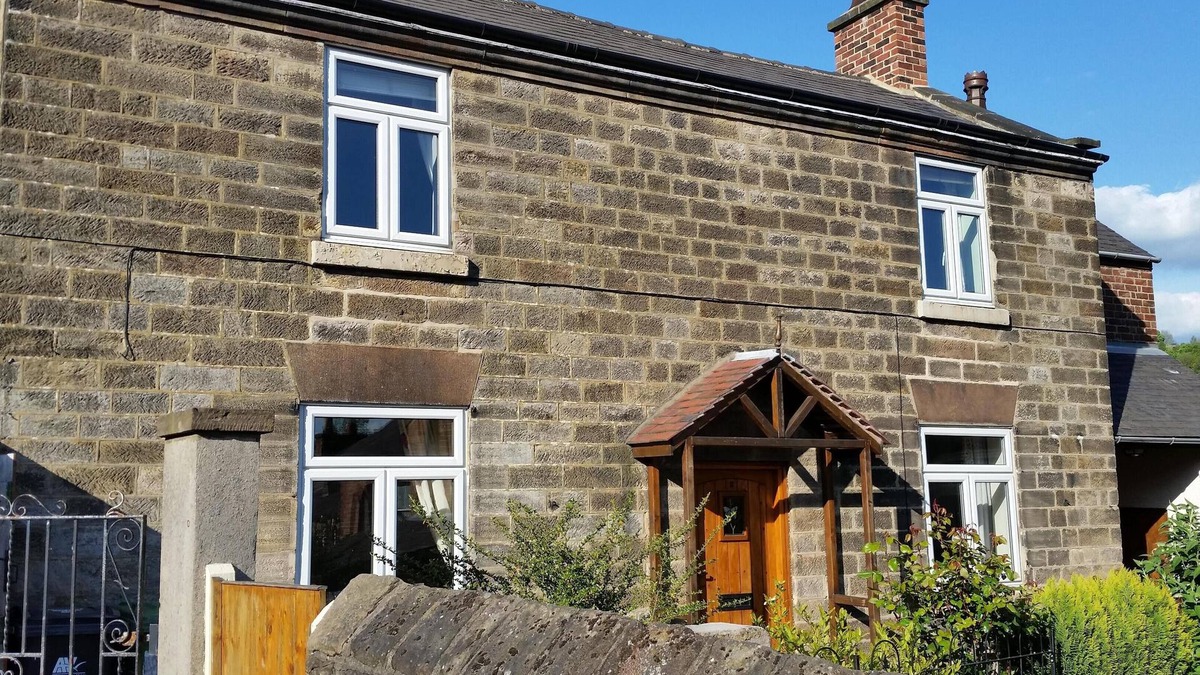 Belper Cottage | Character cottage (18c) on the edge of historic Belper