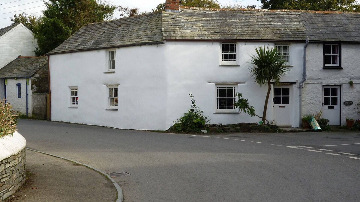 St Teath Cottage | Character Cottage With Pretty, Secluded Garden