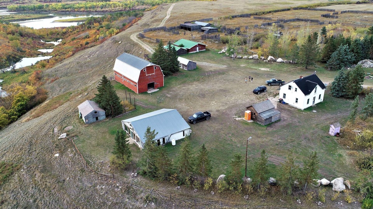 West Central Saskatchewan Other | Character farmhouse set in beautiful countryside