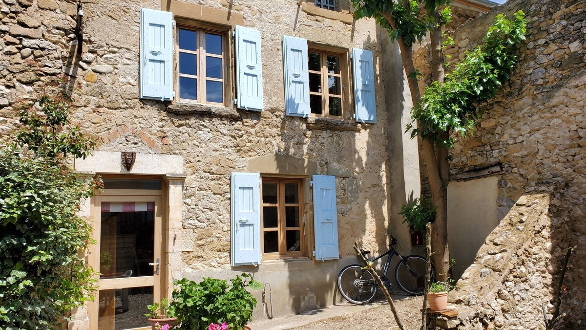 Vaunaveys-la-Rochette House | Character house at the foot of the Vercors, swimming pool