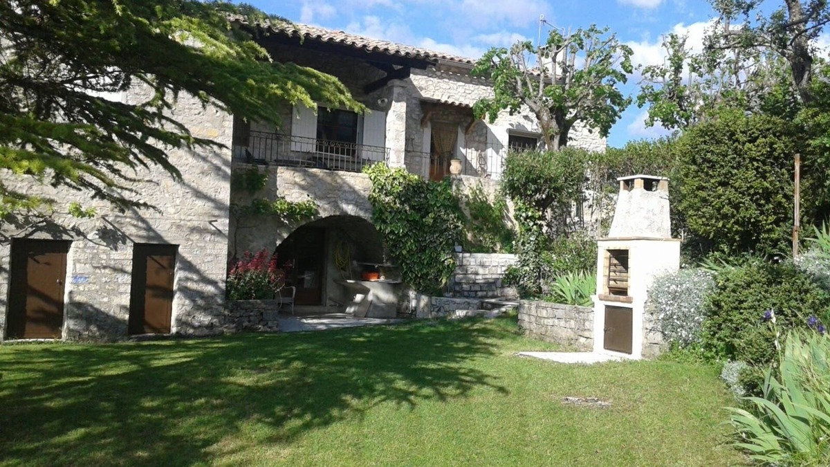 Saint-Auban-sur-L'Ouveze House | Character gite Ventoux Baronnies area