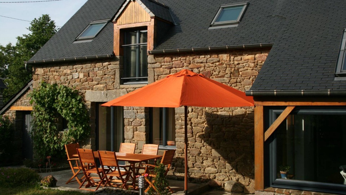 Bonnemain House | Character house sleeps 7 - in the countryside near Saint Malo