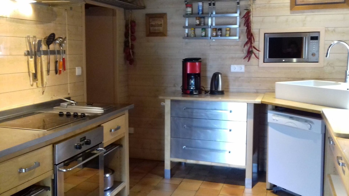 Jupilles Villa | Character villa 4* with heated pool