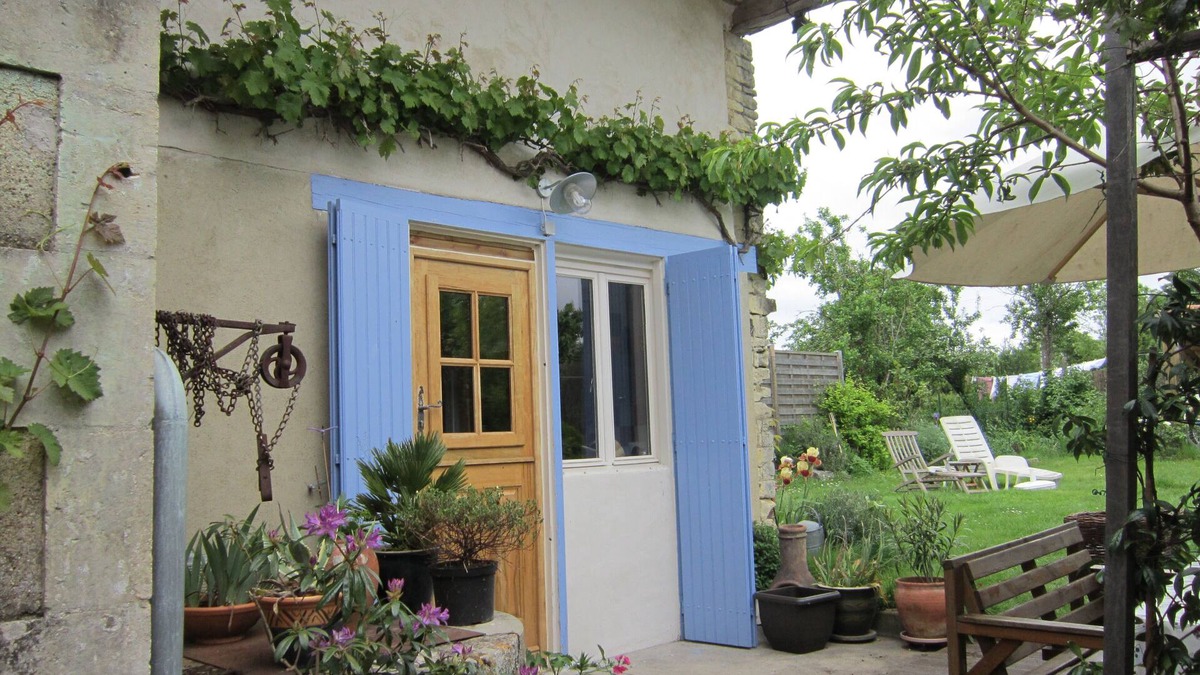 Arcais House | Characterful village property in the heart of Green Venice, Western France