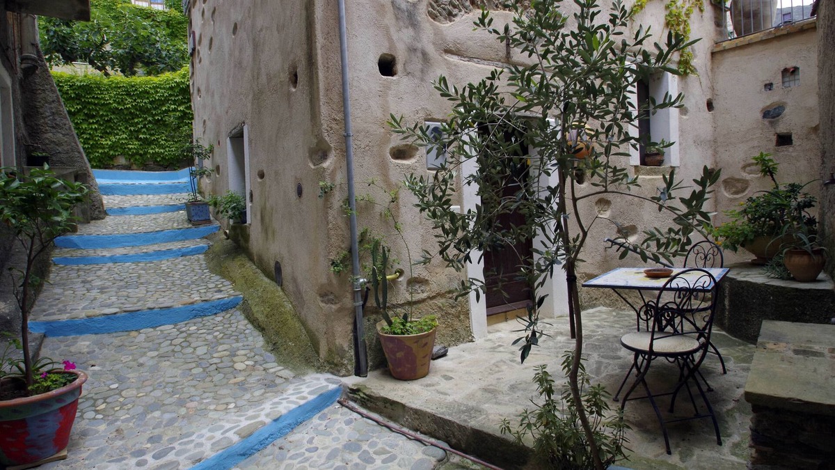 Belmonte Calabro House | Characteristic House In The Historic Center Of Belmonte Calabro, Nature and Culture