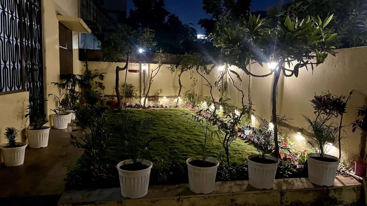 Varanasi House | Charan Niwas Homestay