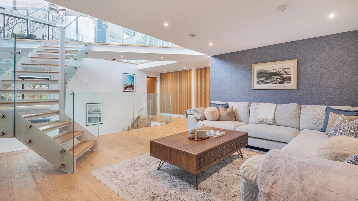 Backbarrow House | Charcoal House, luxury home with private outdoor spa.