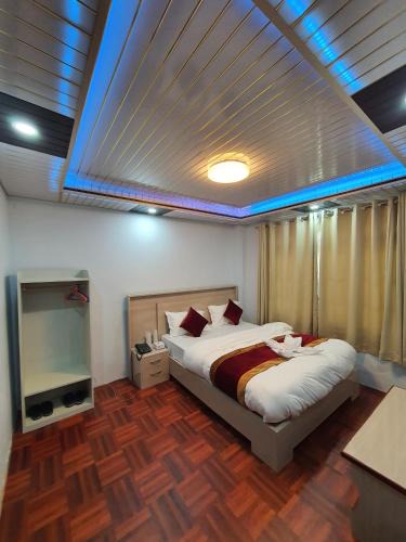 Dolakha Hotel | Charikot Downtown Hotel