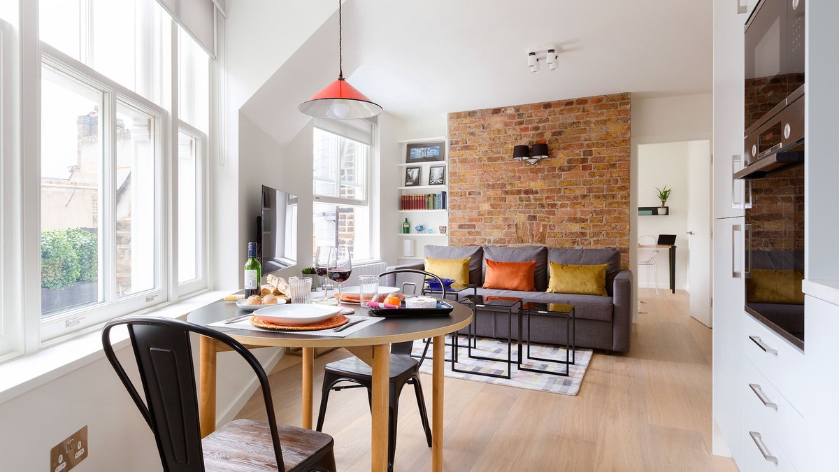 London City Centre Apartment | Charing Cross | Embankment | Trafalgar Square | Bright & Quiet | ZONE 1