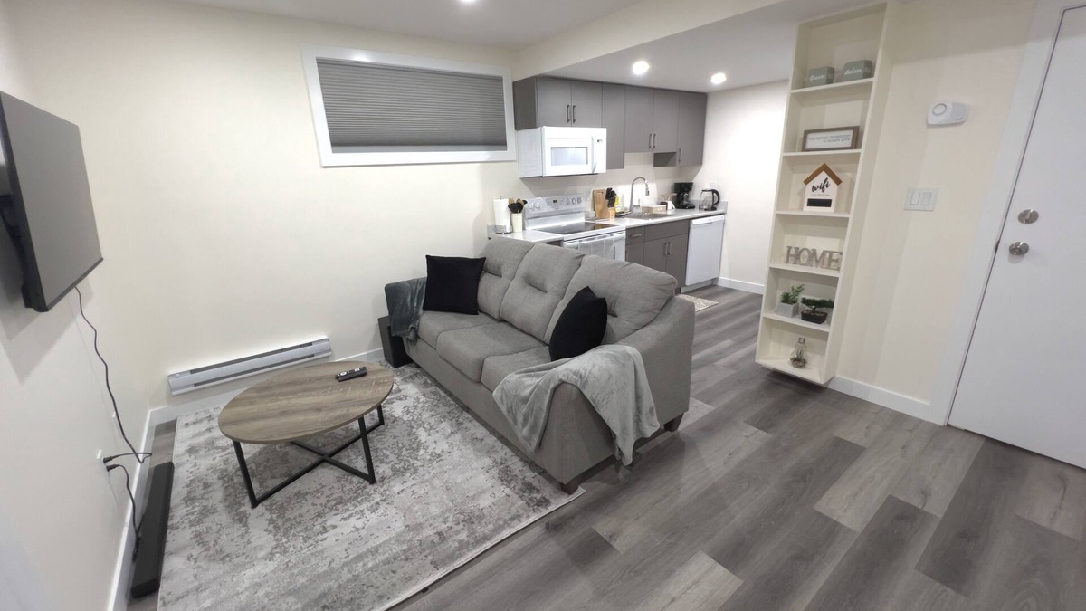 Saskatoon Apartment | Charissa's Harbour
