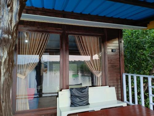 Nuhu Roa Cabin | Charitas cottage