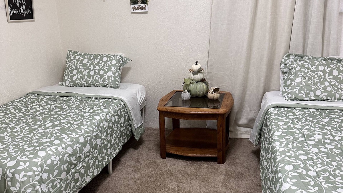Hydro House | Charl & Jami’s 2nd Marais Rental- cozy for family and our worker crews!