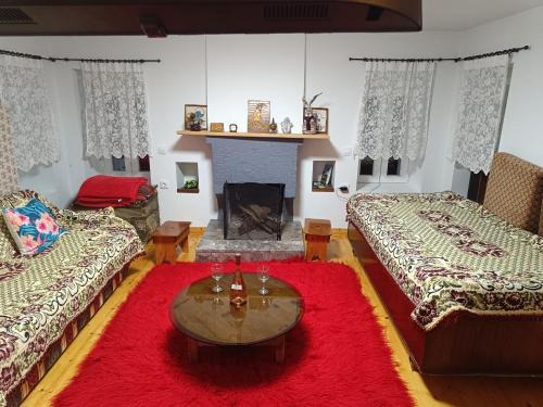 Souli House | Charlami's Mansion -Παραδοσιακό Πέτρινο Σπίτι με Τζάκι και Πανοραμική Θέα