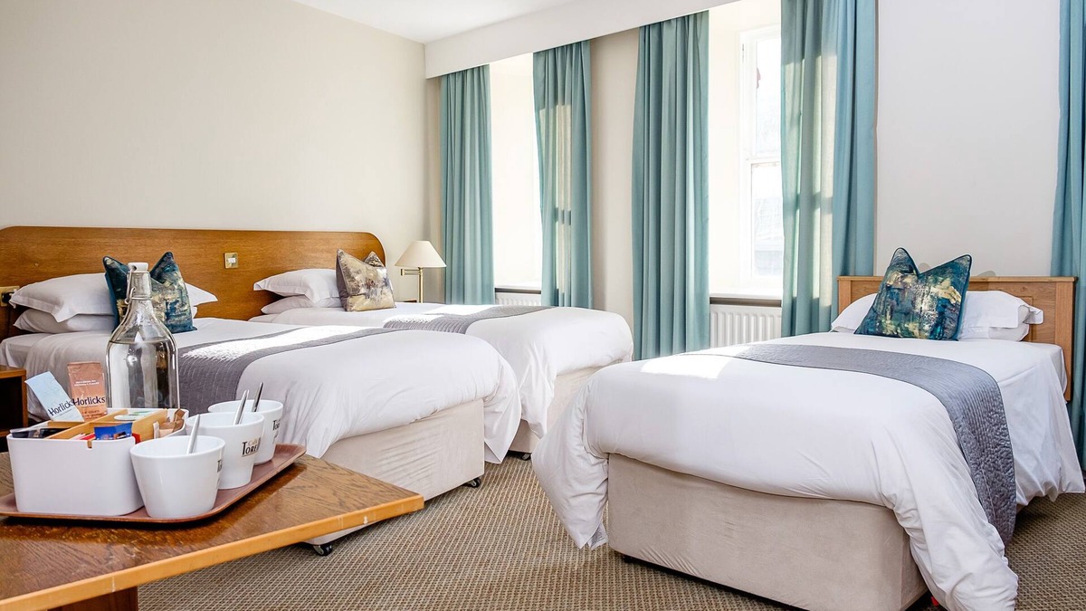 Armagh Hotel | Charlemont Arms Hotel