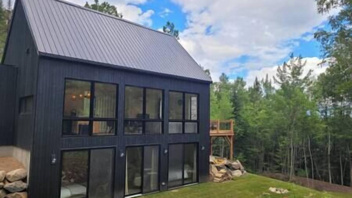 Saint Aime Des Lacs Ski Chalet | Charlevoix - Chalet La Cache