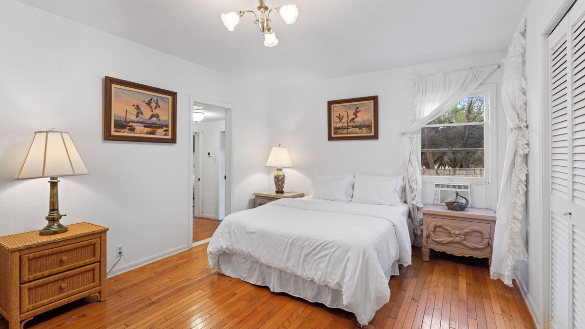 Mountain Home House | Charlie IV House at Y.O. Ranch Headquarters - 4-Bedroom Ranch Stay