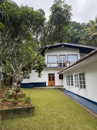 Gampola Bed & Breakfast | charlotte inn