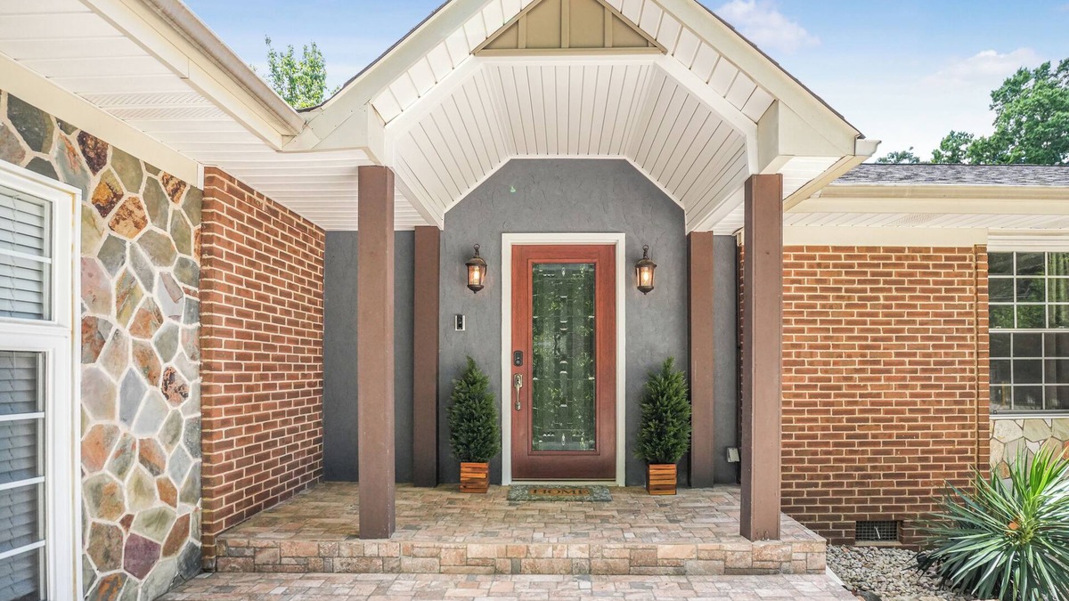 Mint Hill House | Charlotte's Urban Oasis