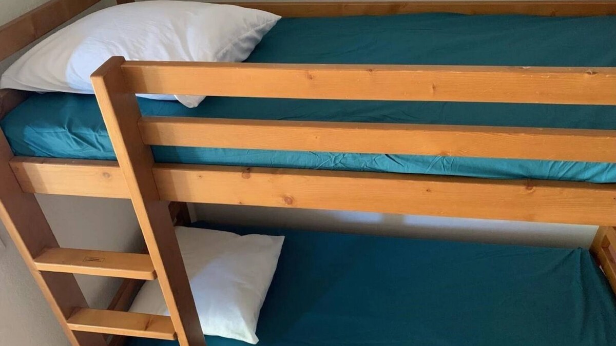 Les Bottieres House | Charm & Comfort: Perfect Family Mountain Getaway | Pet-Friendly | 2 Units