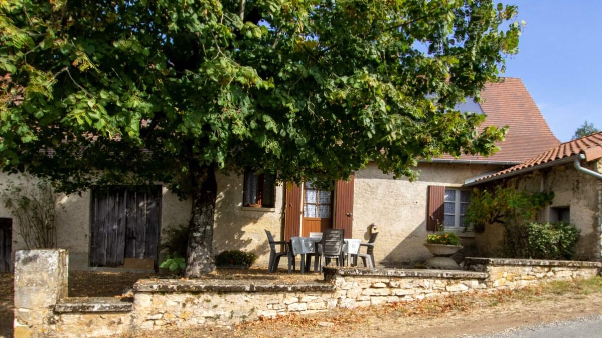 Saint-Pantaly-d'Ans Cottage | Charming Cottage with Garden in Auvézère Valley - Near Périgueux & Lascaux