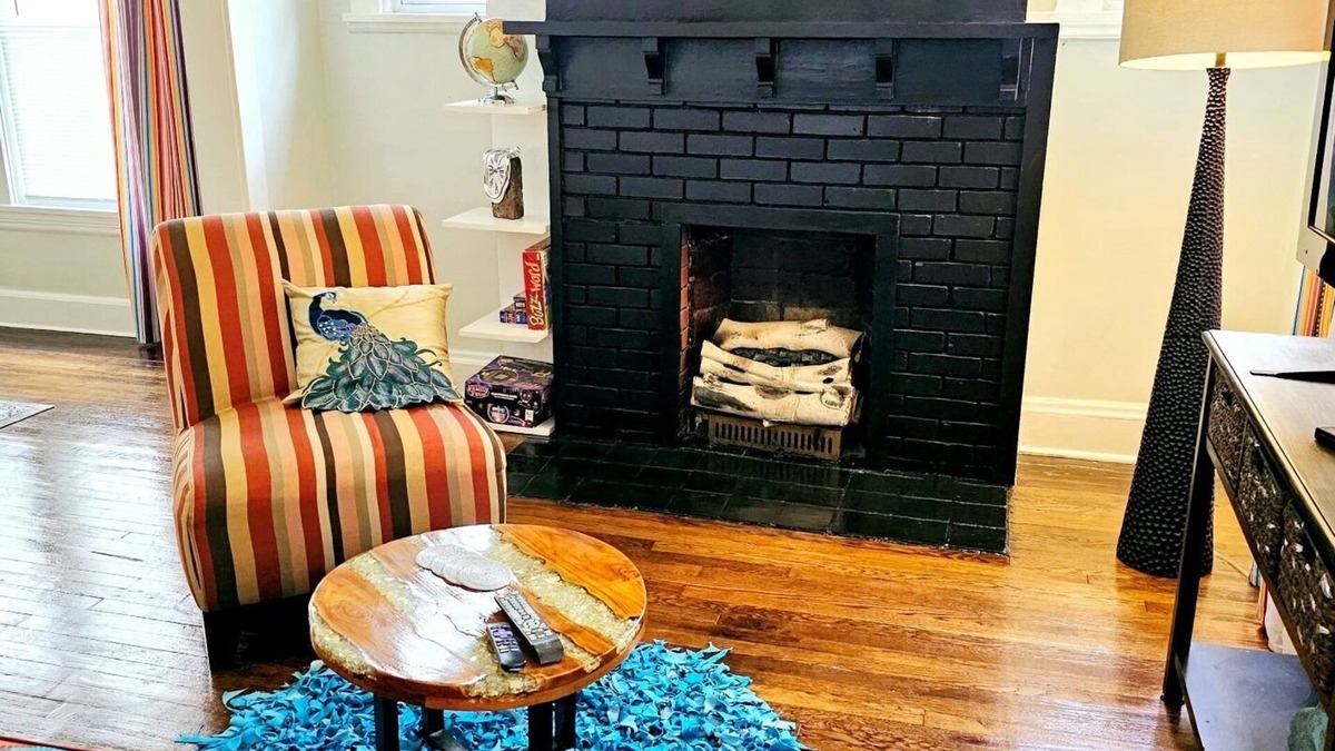 Cleveland House | Charm in Larchmere! near Cleveland Clinic, CWRU, Univ Hosp, Downtown, w/Porch!