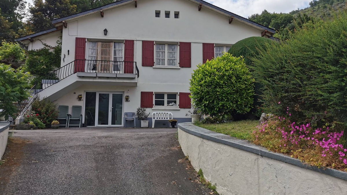 Ayzac-Ost Apartment | Charmant Appartement au Cœur des Hautes-pyrénées