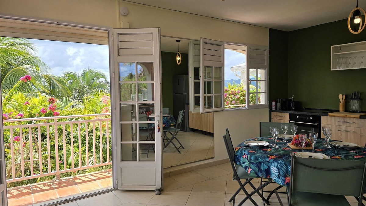 Le Robert Apartment | Charmant Appartement Fraîchement Rénové vue mer au Robert, en Martinique !